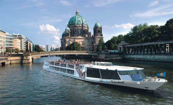 Stern Und Kreis River Harbor Cruises In Berlin