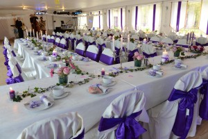 Wartenberger Hof Hochzeit Tafeln blau
