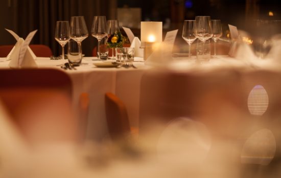 Hochzeitstisch im Reglerhaus ©euref ag ricarda spiegel