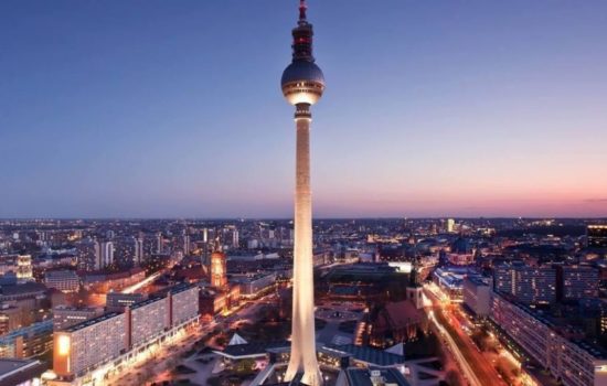 Fernsehturm-Berlin-TV-Turm-Berlin-80FA